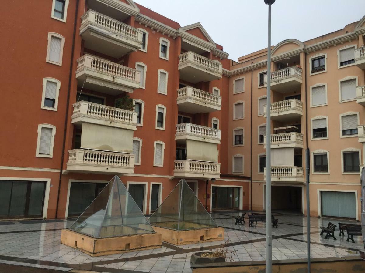 Via Acquedotto N. 66, Condominio "Le Piramidi" Όλμπια Εξωτερικό φωτογραφία