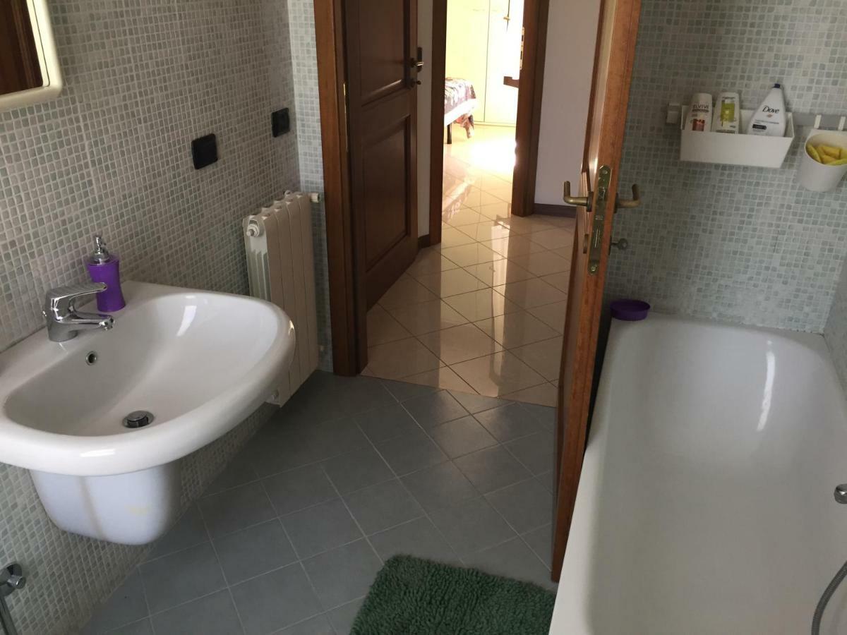 Via Acquedotto N. 66, Condominio "Le Piramidi" Όλμπια Εξωτερικό φωτογραφία